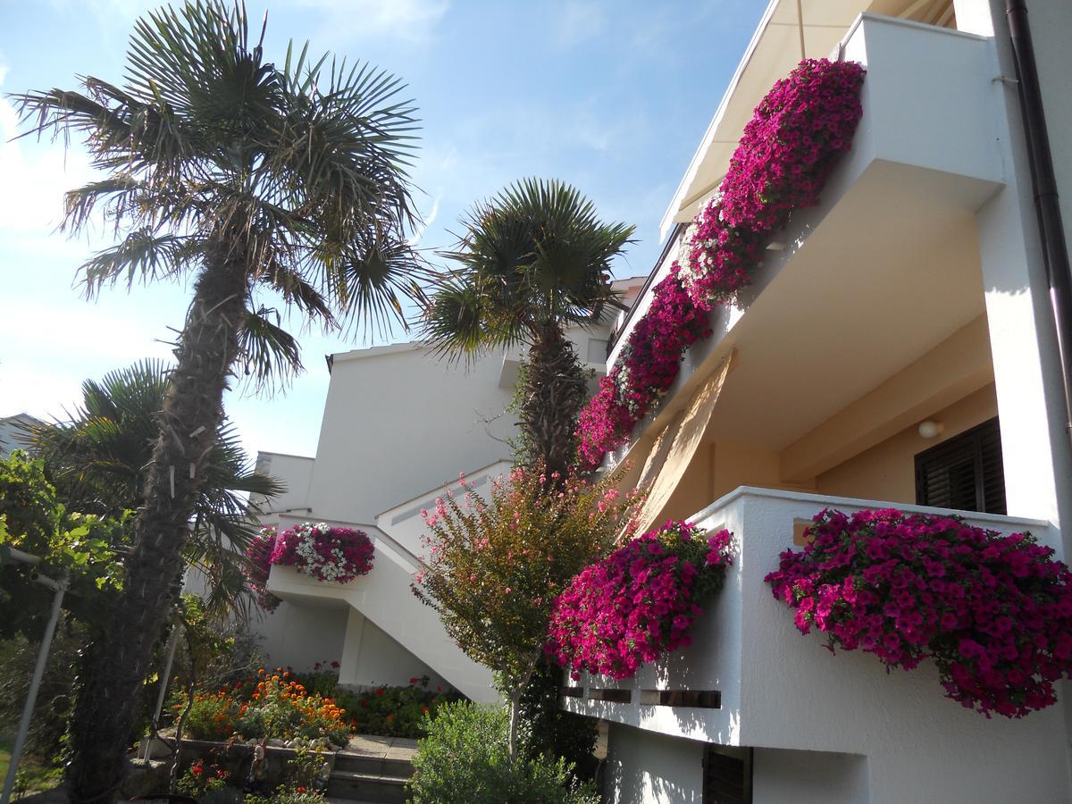 Apartments Mihalic I Baška Kültér fotó